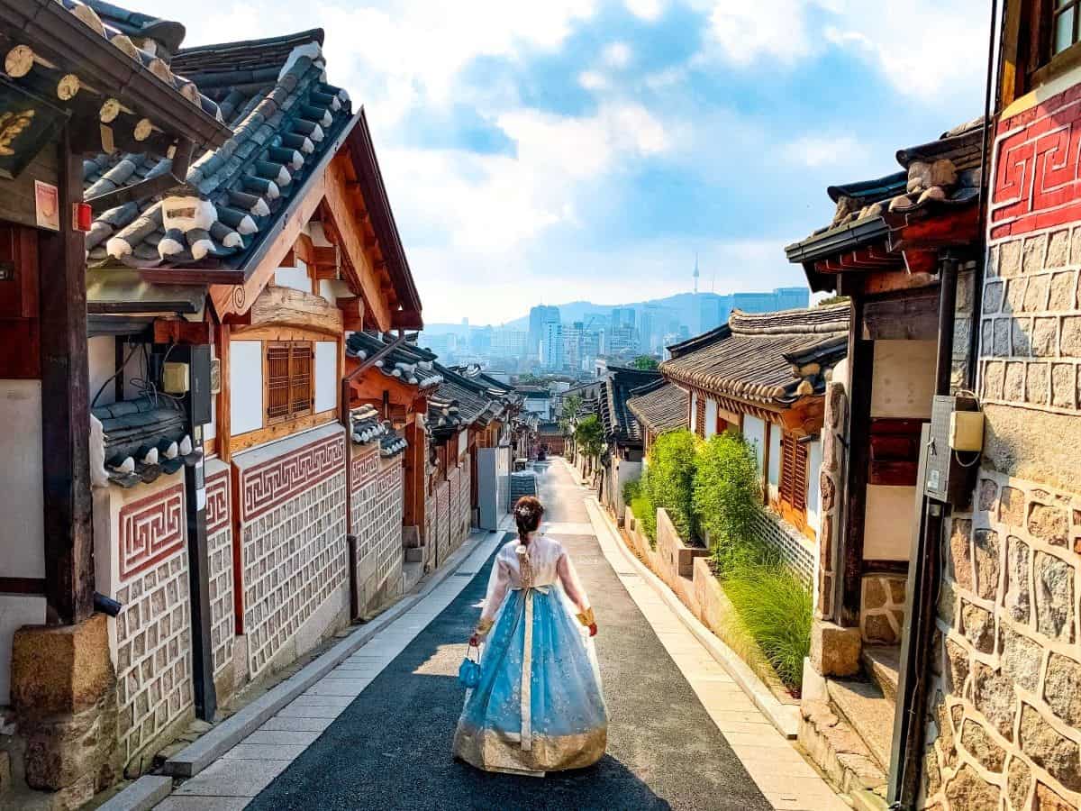 Bukchon-Hanok-Village_