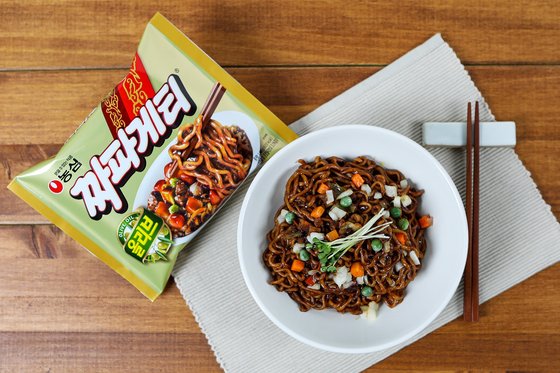Nongshim Chapagetti (농심 짜파게티) Annyeong India