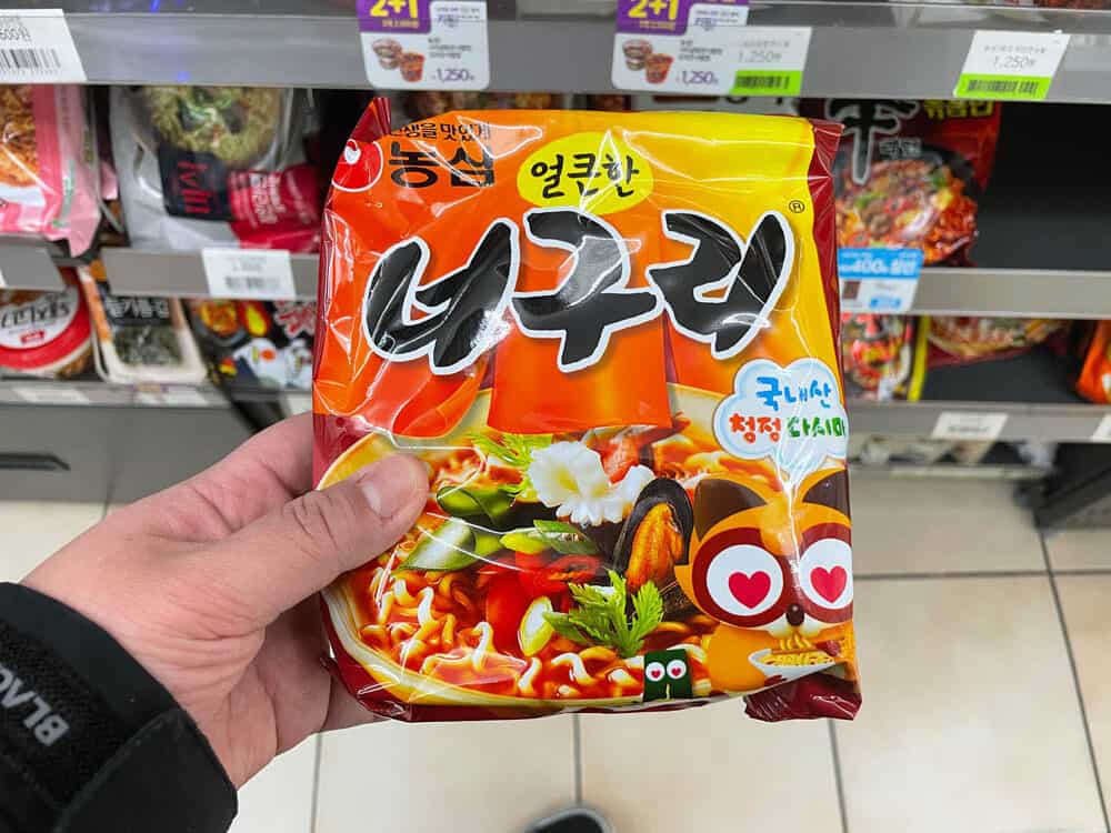 Nongshim-Neoguri-ramyeon 