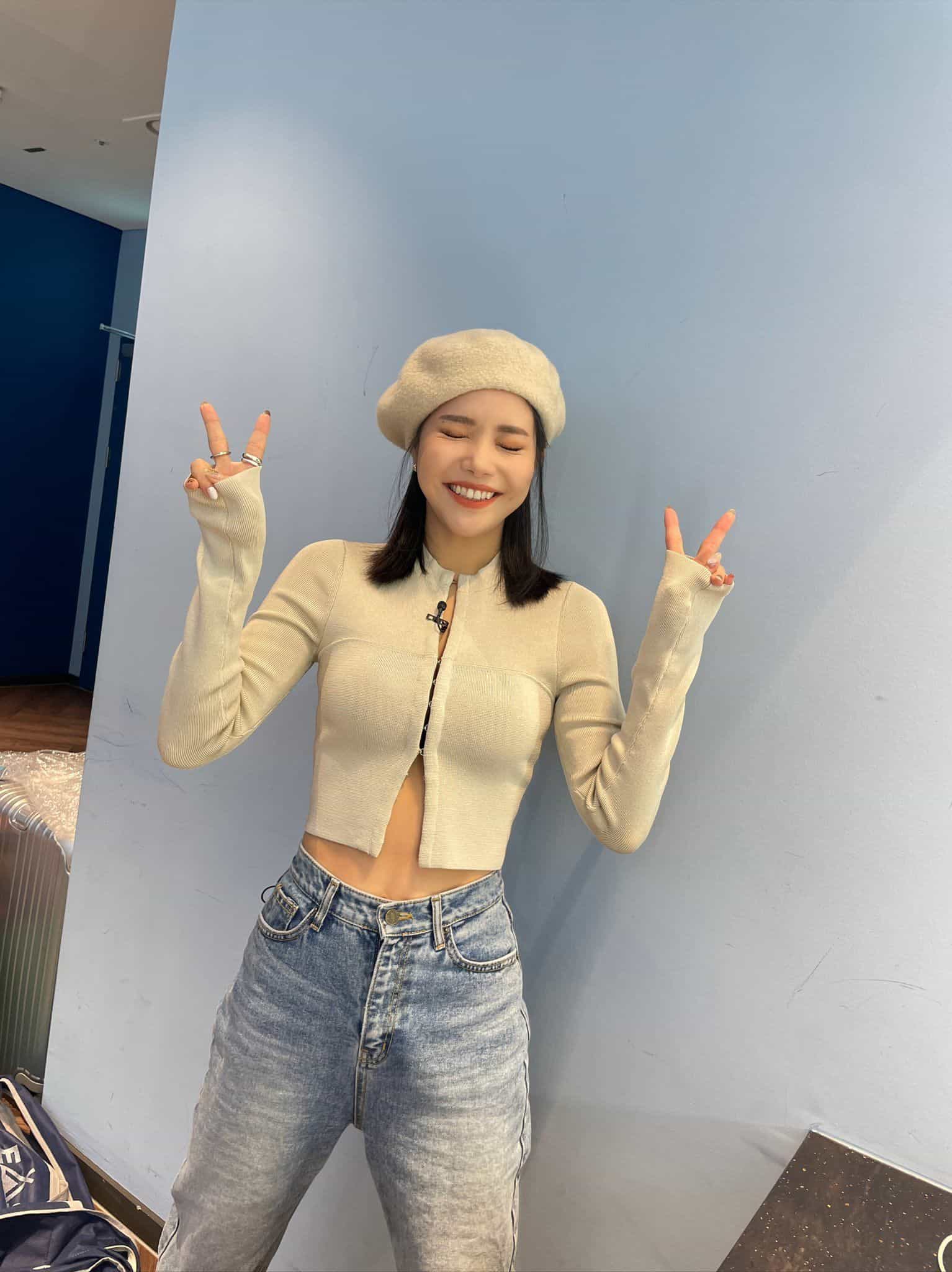 One of the main vocalist of MAMAMOO group