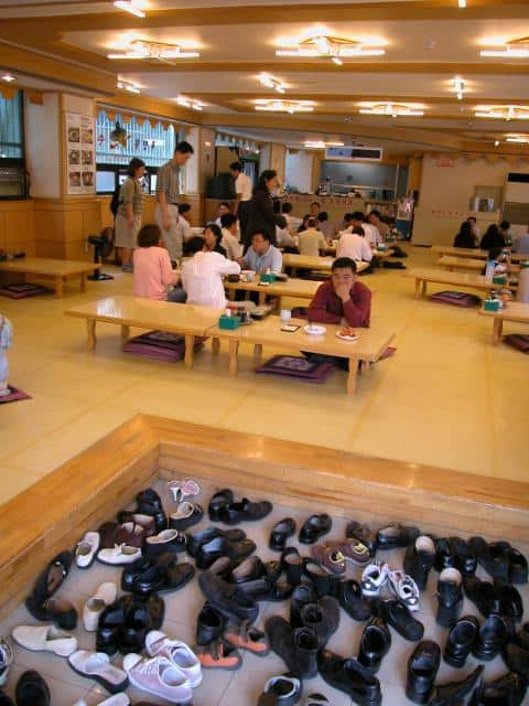 Only in Korea : Laws, Habits and Little Culture Shocks